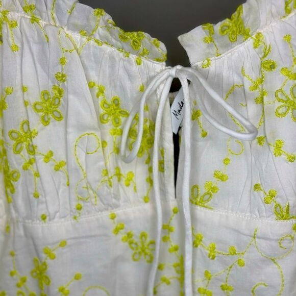 ASYOU Ruched Bust Cup Detail Cami Dress in Lime Eyelet - Picture 7 of 12